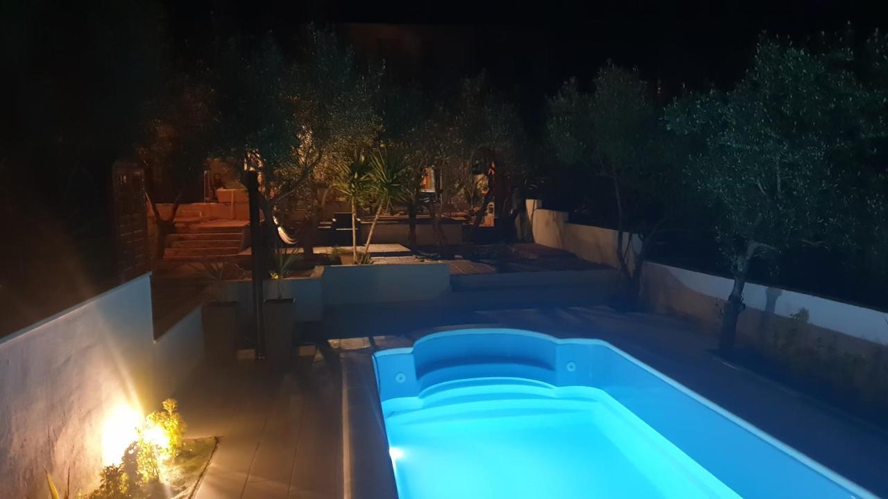 Вілла House Oliva With Private Pool And Large Garden Старий Град Екстер'єр фото