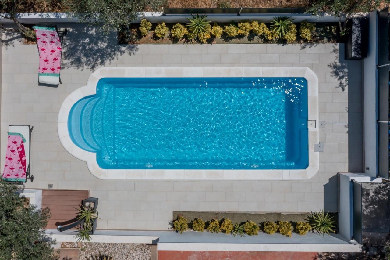 Вілла House Oliva With Private Pool And Large Garden Старий Град Екстер'єр фото